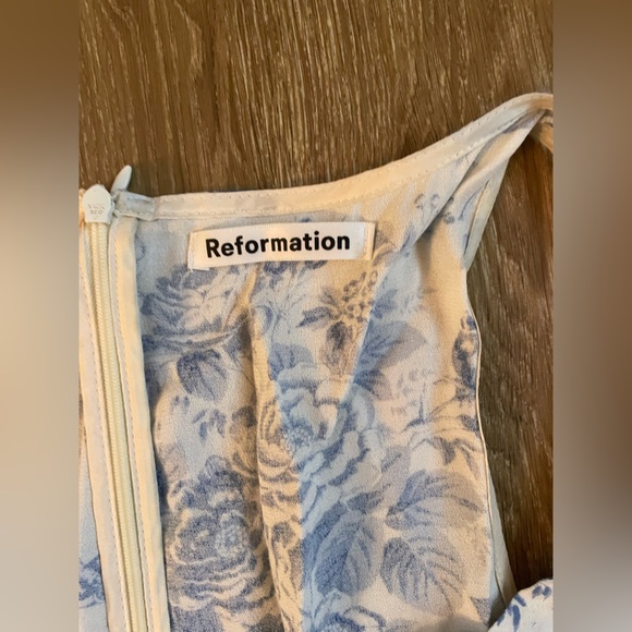 Reformation mini dress - Picture 2 of 4